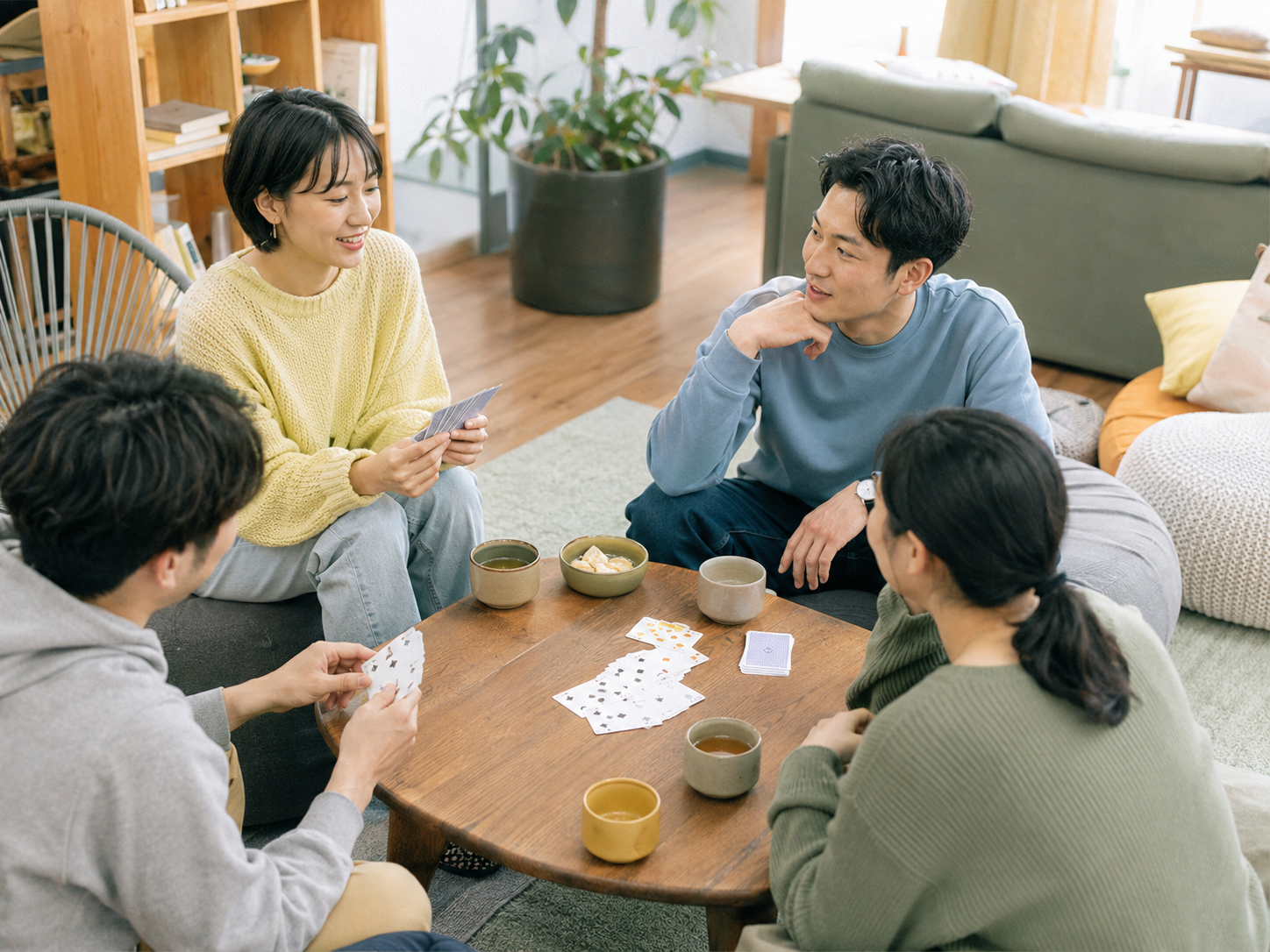カードゲームを楽しむ交流会